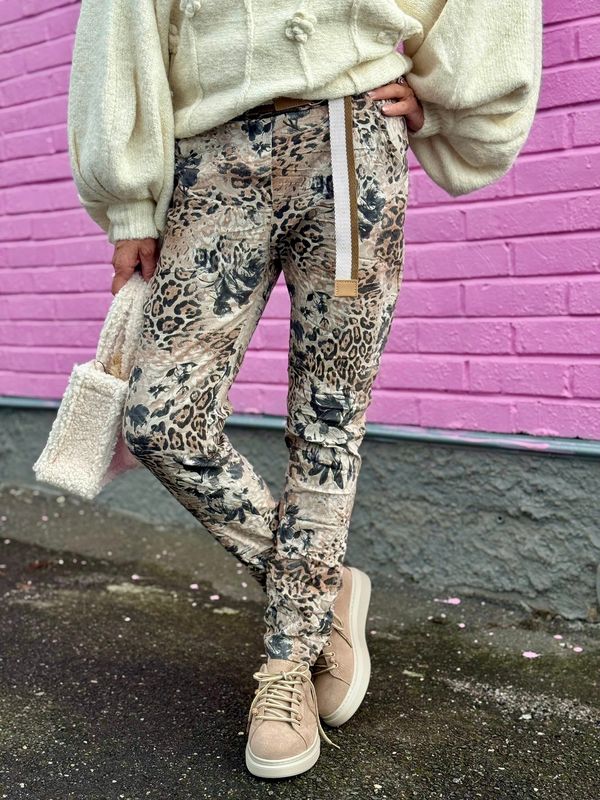 Belted Stretchy Pant