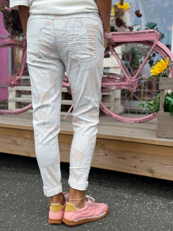 Dusty Stretchy Pant