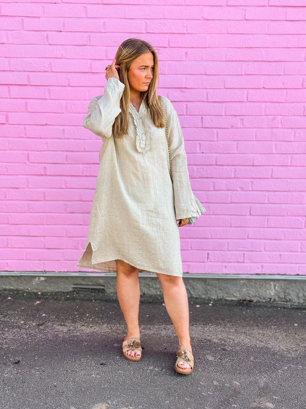 Naomi Linen Dress Love Forever