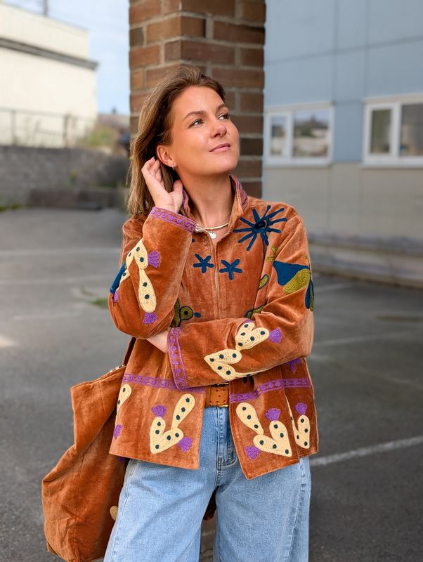 Suzani Velvet Short Kimono Qnuz