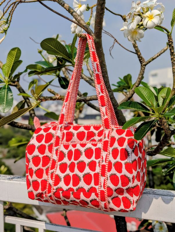 Strawberry Weekend Bag