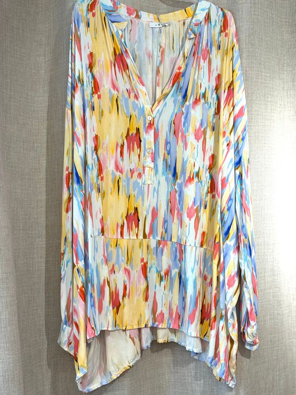 Barb Oversized Blouse