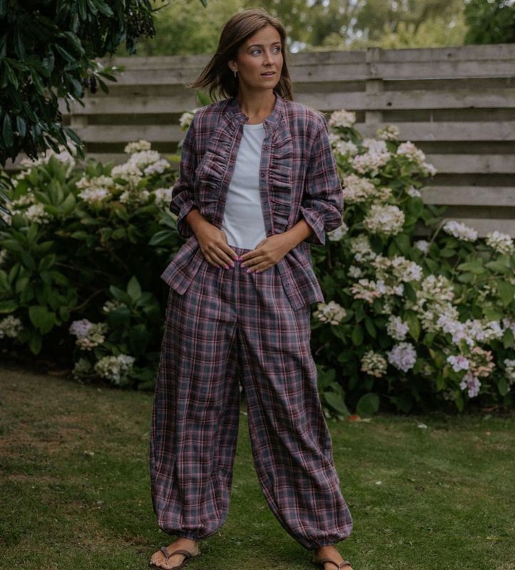 Fabia Pants Not Sisters