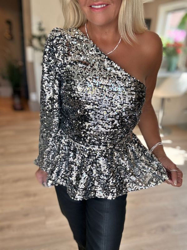 Beyonce Top Sofie Schnoor 