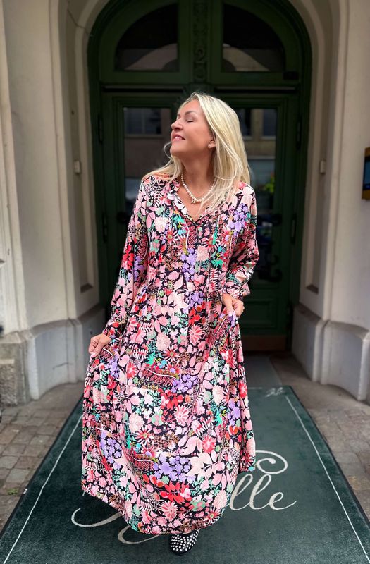 Flowery Midi Dress