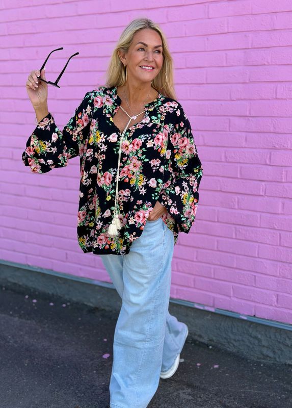 Tyra Flower Blouse
