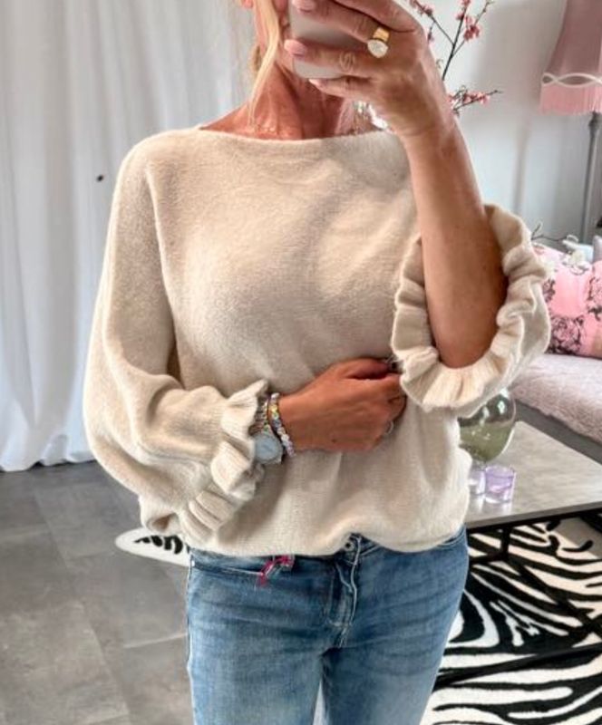 Alicia Alpaca Sweater Love Forever 