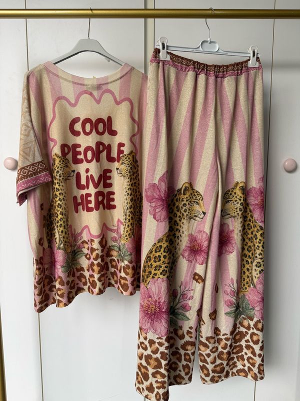 Frida Exclusive Set