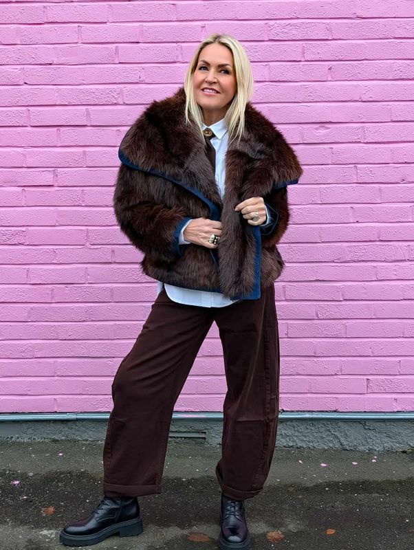 Fake Fur With Denim Jacket Qnuz