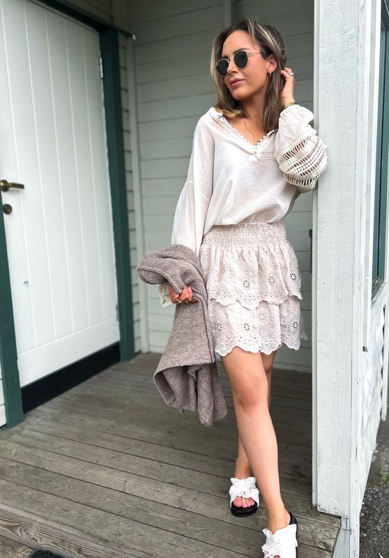 Suzy Skirt Sixty Days