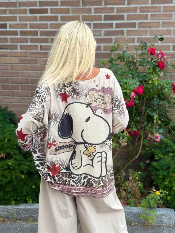Shiney Snoopy Sweater