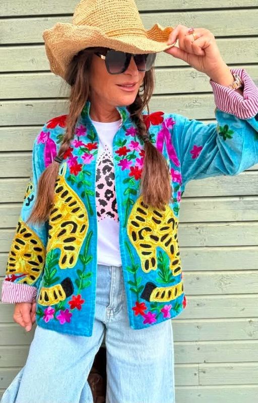 Leo Suzani Jacket Love Forever