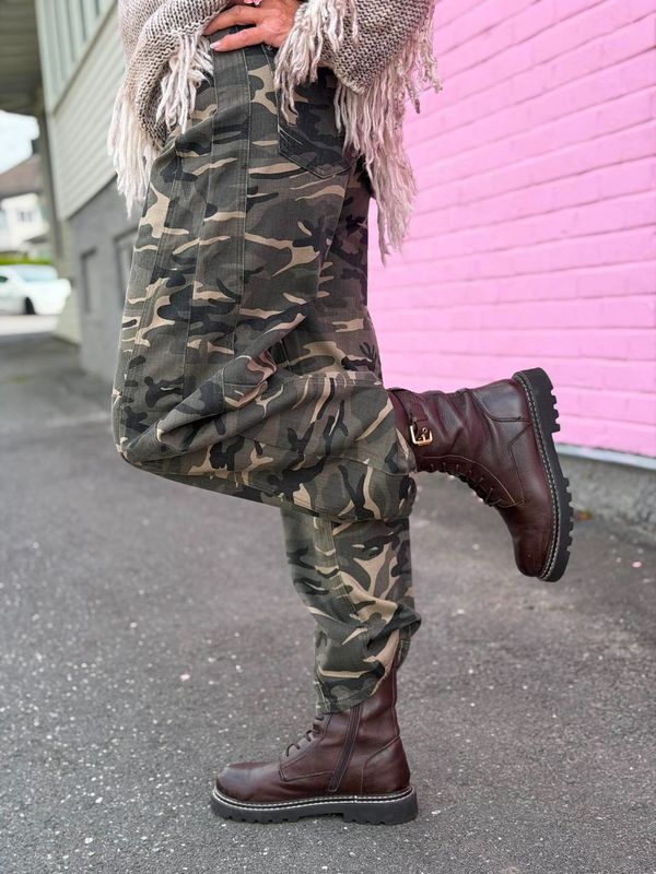 Camo Barrel Pant Qnuz