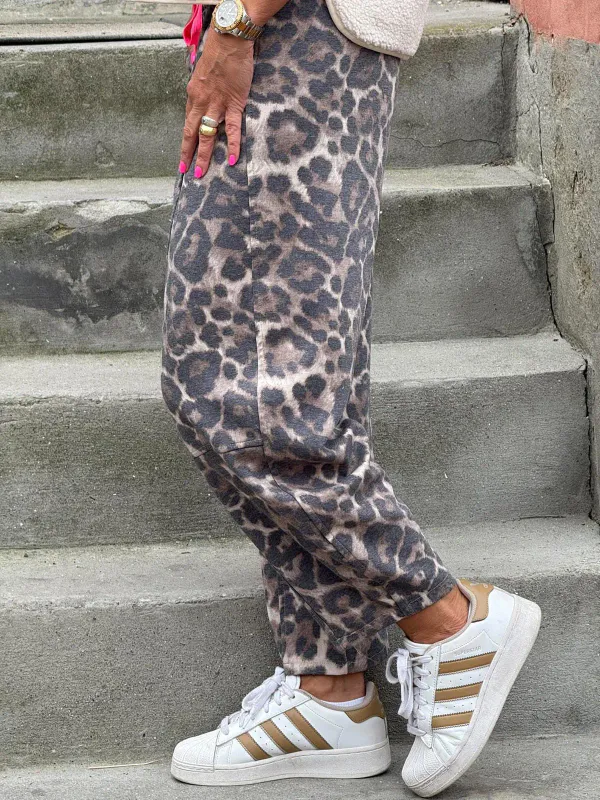 Leo Sweat Pant Not Allowed