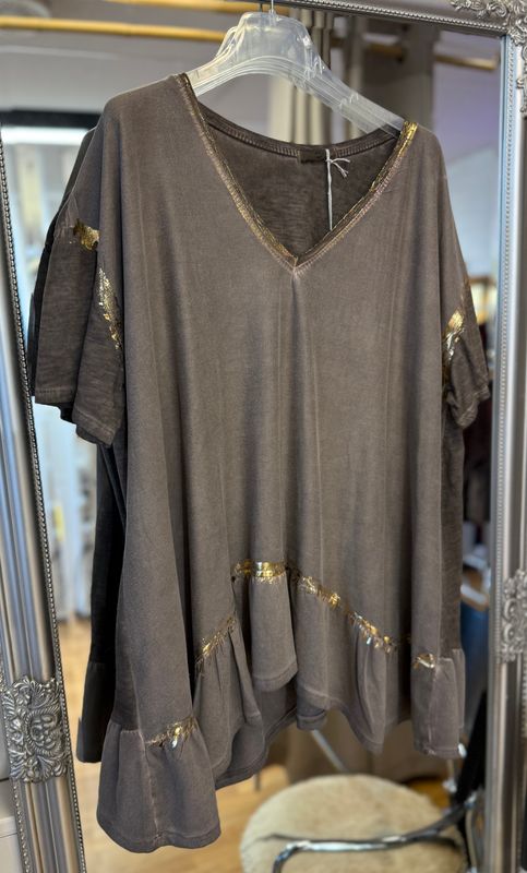 Goldie Washed Tee