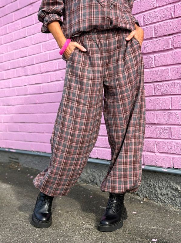 Fabia Pants Not Allowed