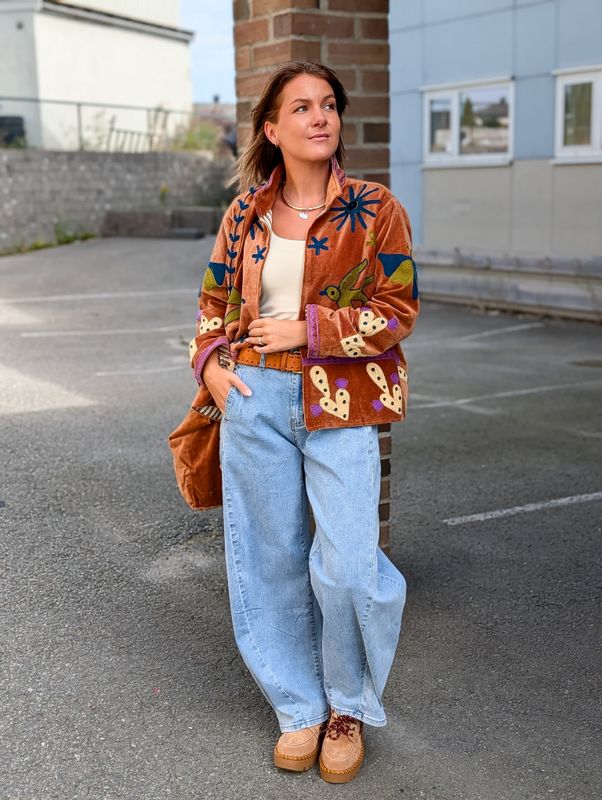 Suzani Velvet Short Kimono Qnuz